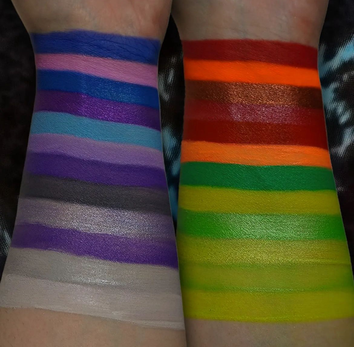 Water Activated Rainbow liner Palette (24 shades)