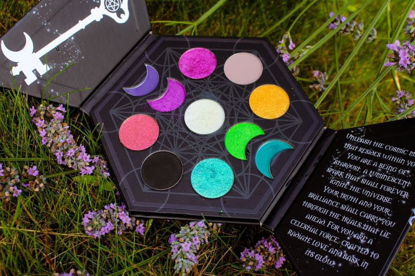 Midsummer Moons Palette