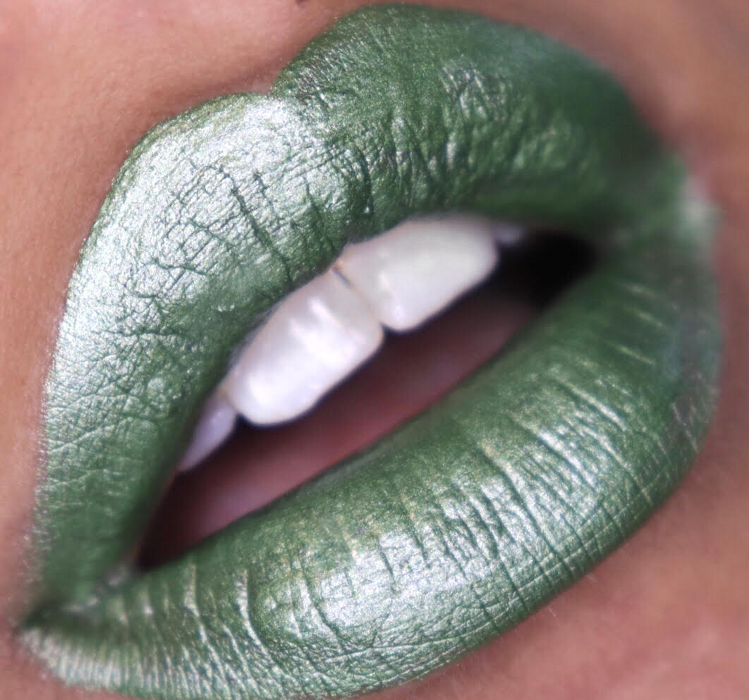 Toxic - Magic Metallic Lipstick